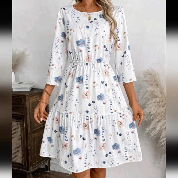 Women Floral Print Round Neck 3/4 Sleeve Ruffle Hem Casual Dress - Picture 2 of 4